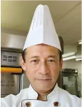 専任製パン講師　川﨑 一文　Kazufumi Kawasaki